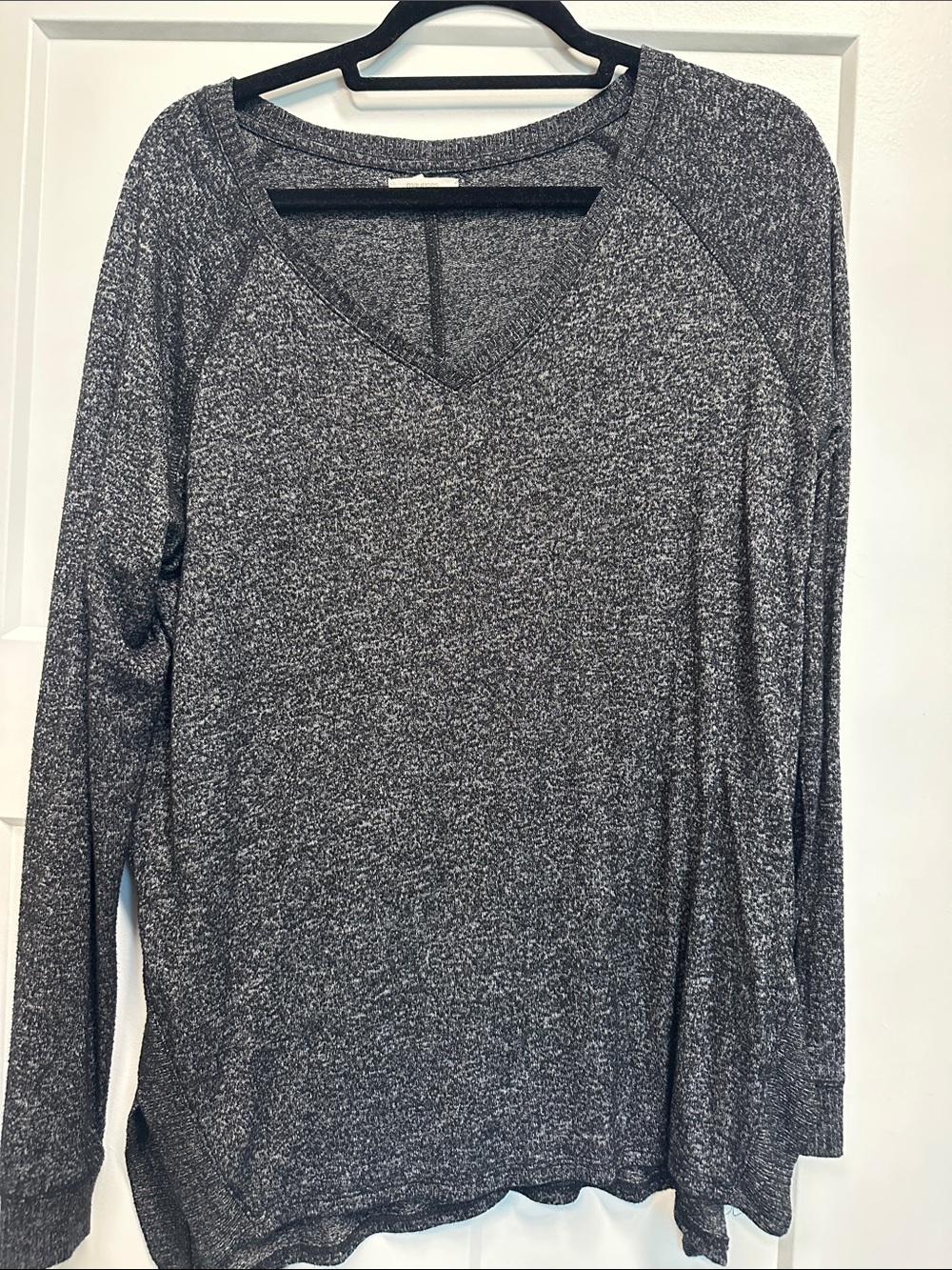 Maurices 24/7 Gray Long-Sleeve V-Neck Women's Top